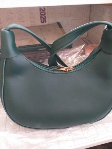 Crescent Shoulder Bag photo review