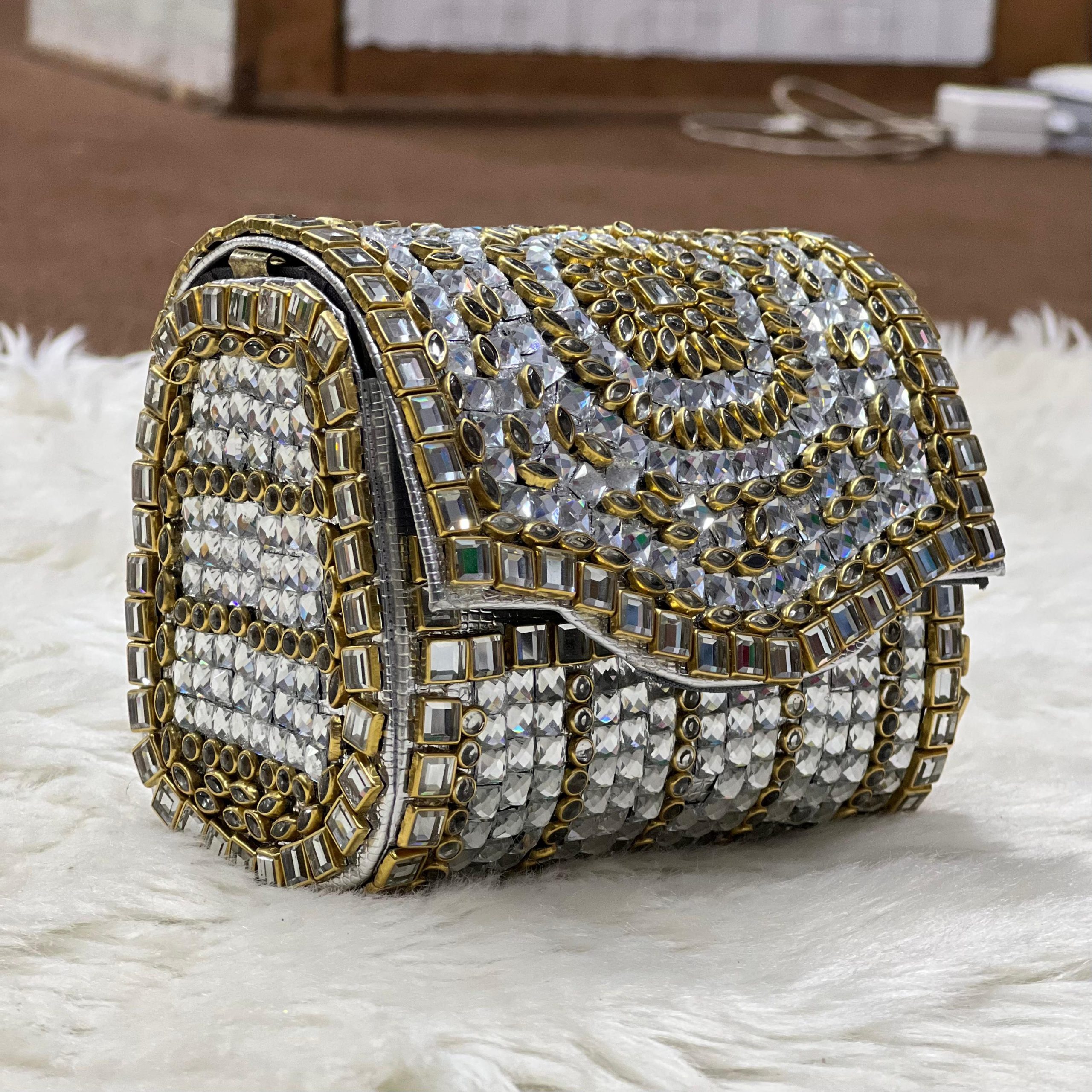 HandMade Medium Kundan Clutch