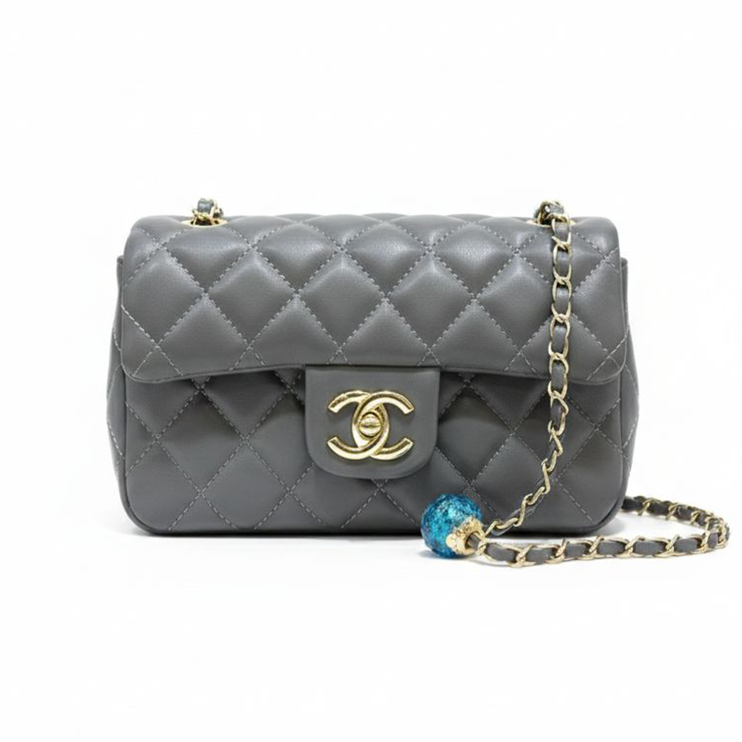 CHANEL Black Quilted Lambskin Pearl Logo Strap Flap Bag - Image 5